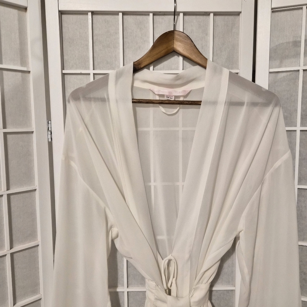 Victoria's Secret White Sheer Robe One Size - Picture 2 of 13